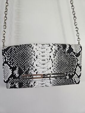 Nine West Snake Print Wallet Crossbody Clutch Purse Black White Silver
